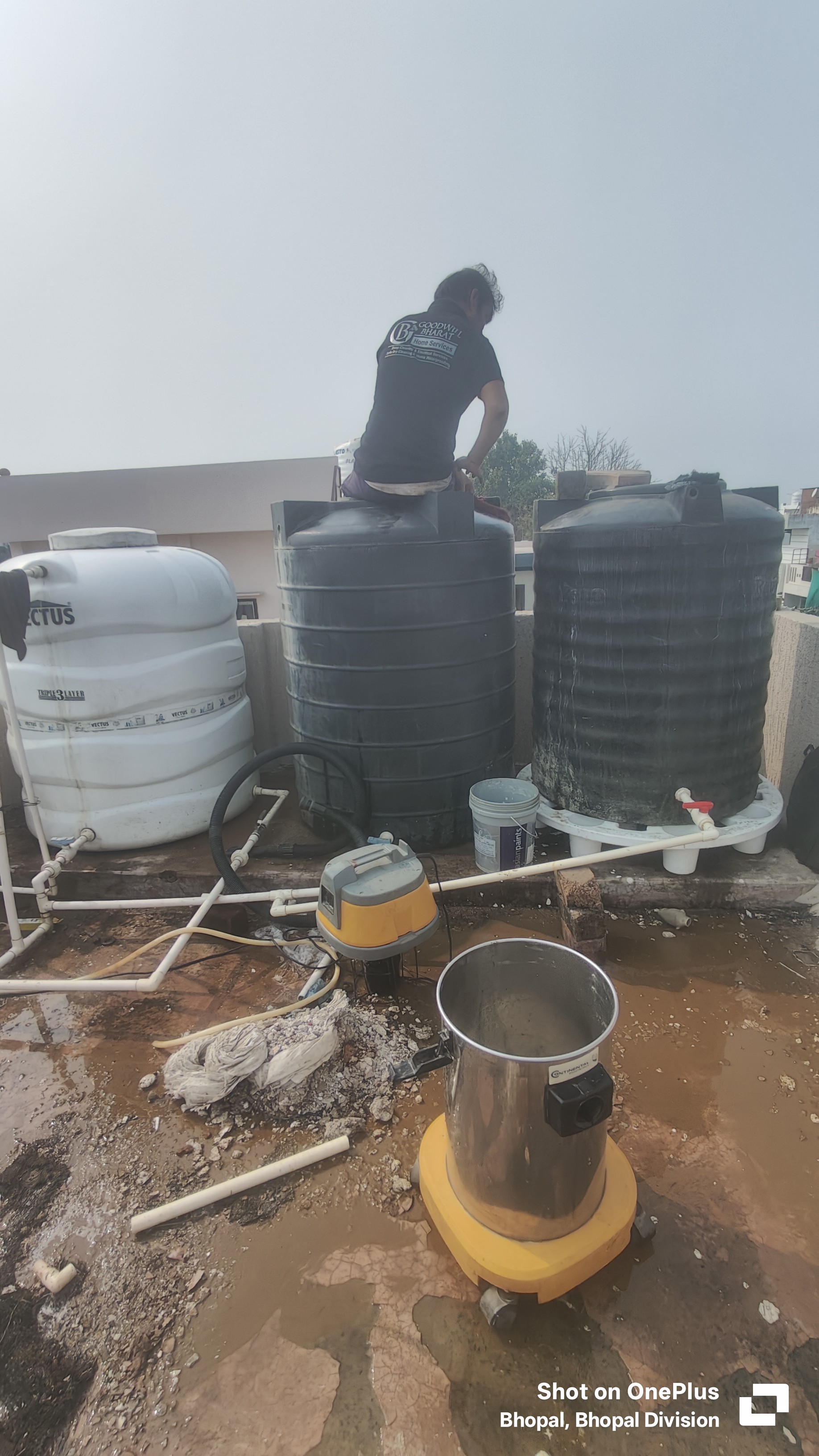 Water Tank Cleaning